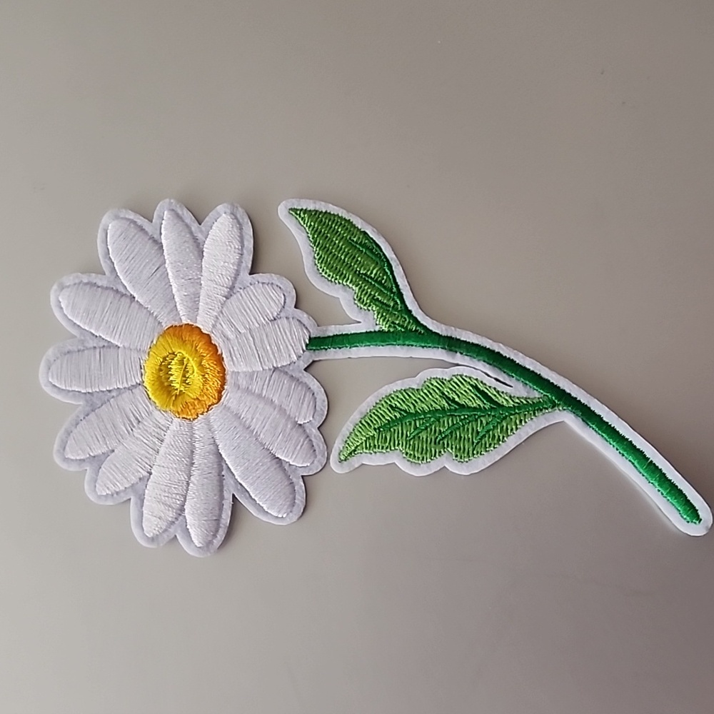 Floral Embroidered Patch - White and Green